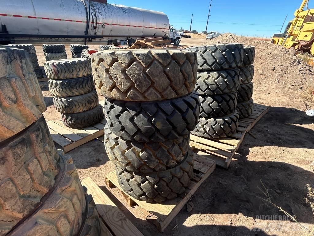 Bobcat 12x16.5 Tires Tyres, wheels and rims
