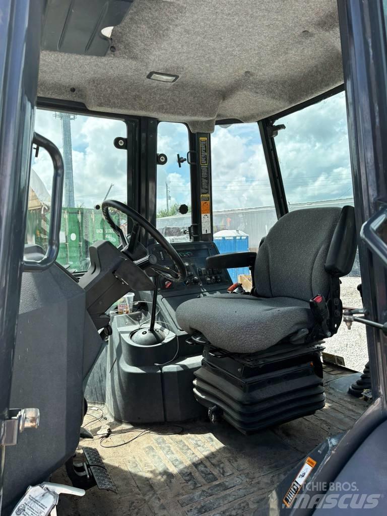 DEERE 310L EP Backhoe