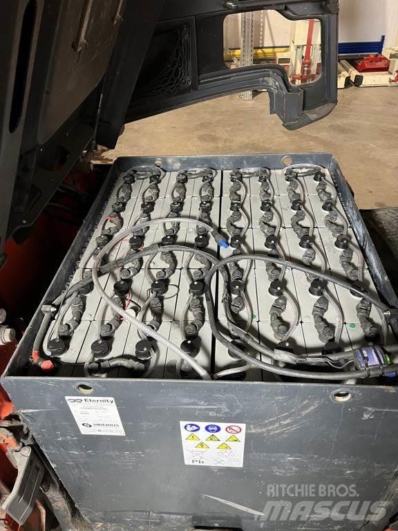 Linde E30/600HL-01 Electric forklift trucks