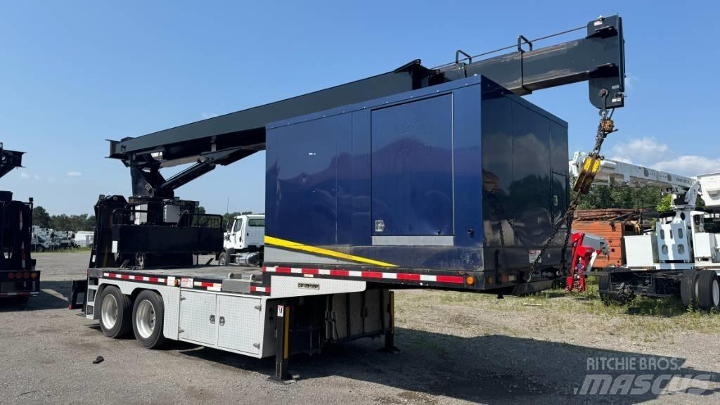 National Crane 880C Track mounted cranes
