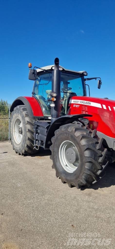 Massey Ferguson 8727 Tractors