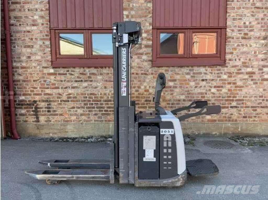 Atlet PSP Low lift with platform