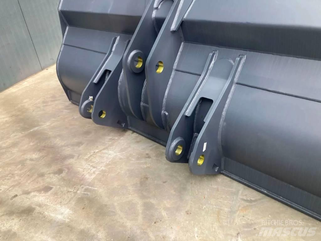Volvo L120F Buckets