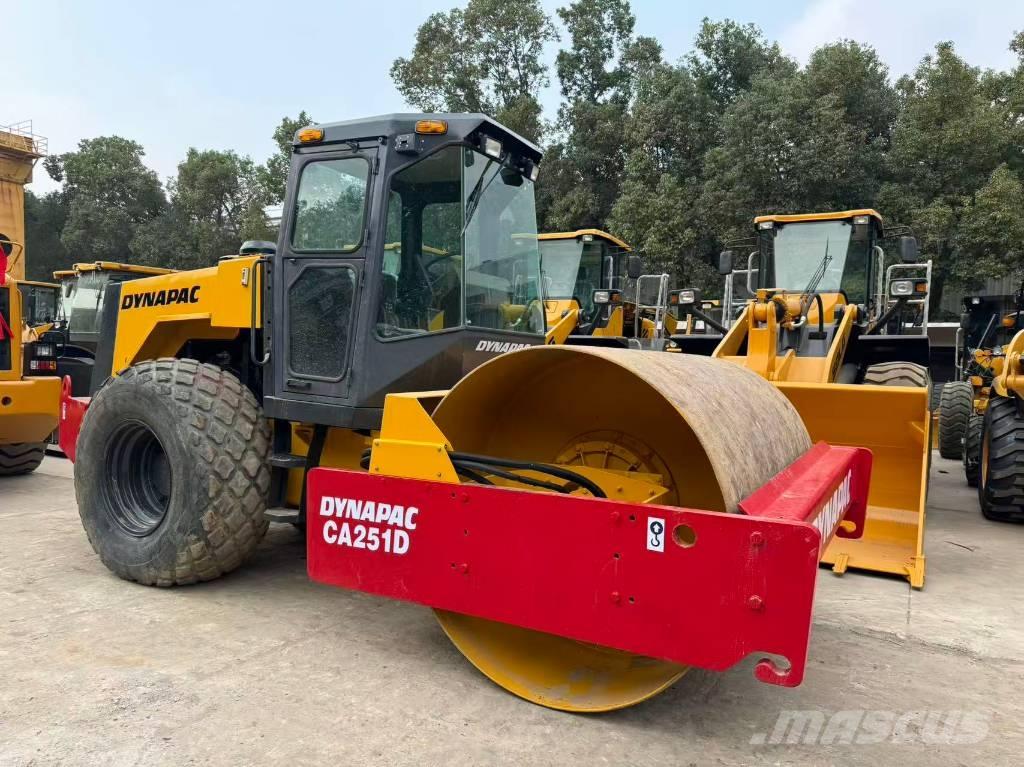 Dynapac CA251D Single drum rollers