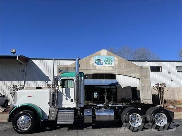 Peterbilt 389 Prime Movers