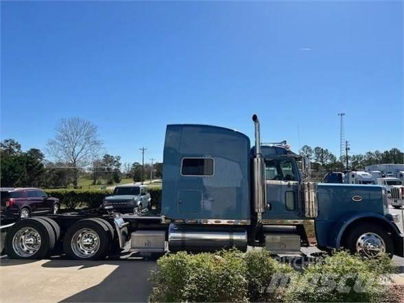 Peterbilt 389 Other