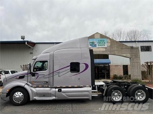 Peterbilt 579 Prime Movers