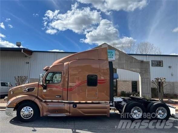 Peterbilt 579 Prime Movers
