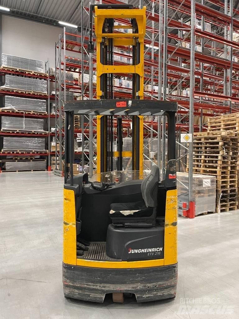 Jungheinrich ETV 216 Reach truck