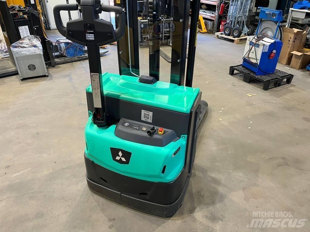 Mitsubishi SBP12N3 Pedestrian stacker