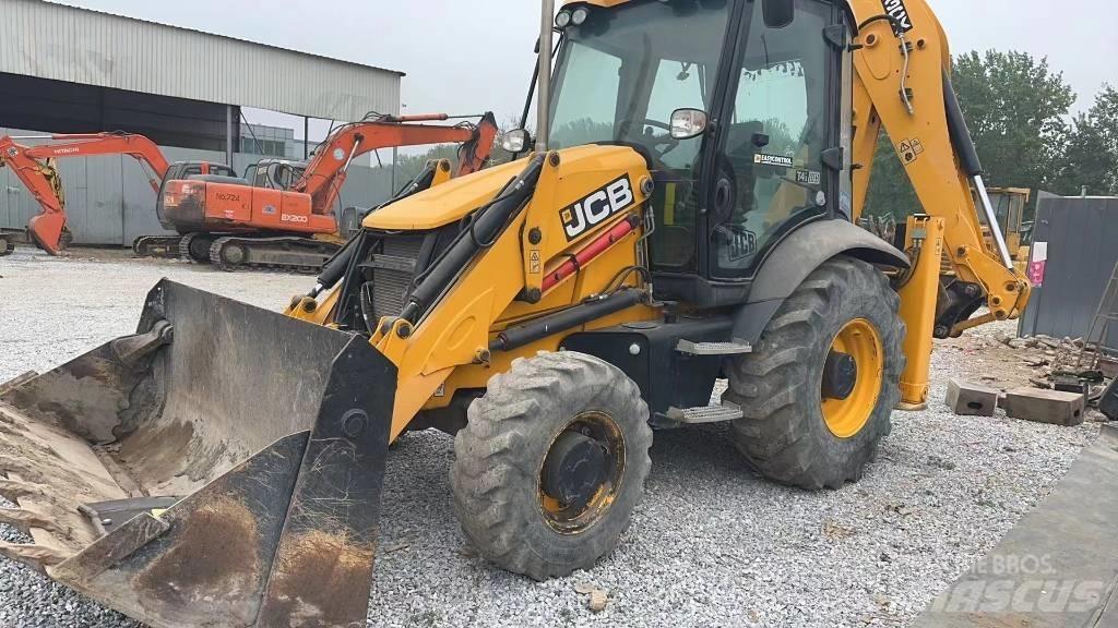 JCB 3CX Backhoe