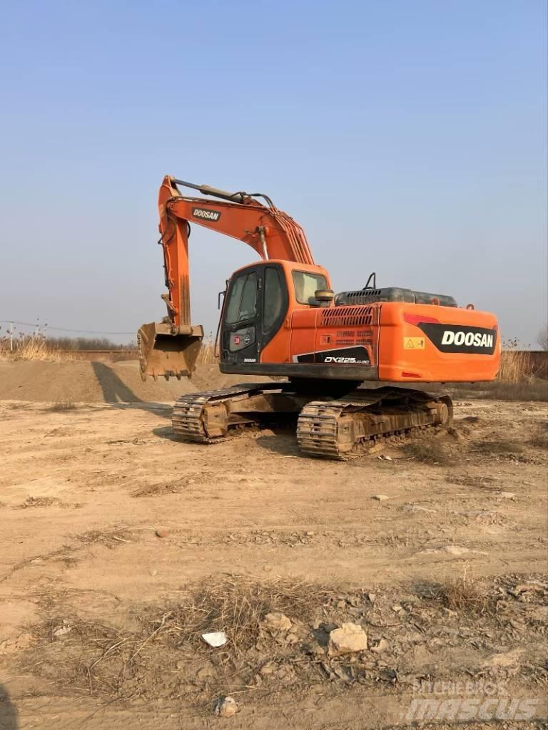 Doosan DX225LC-9C Crawler excavators
