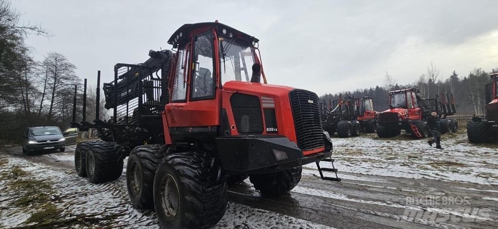 Komatsu 835 Forwarders