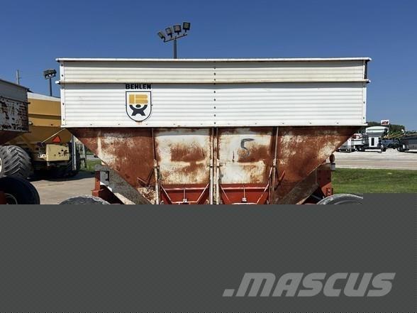  BEHLEN 300 Grain / Silage Trailers