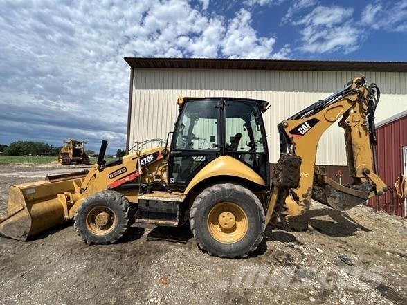 CAT 420F Backhoe