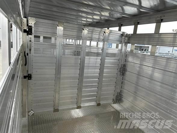 Duralite 2500 Livestock transport