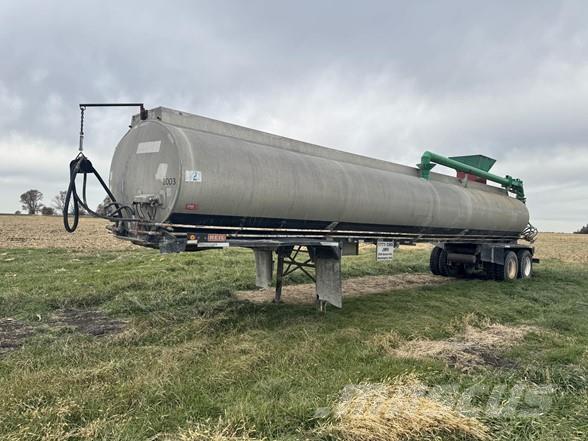 Heil 9200 Manure spreaders