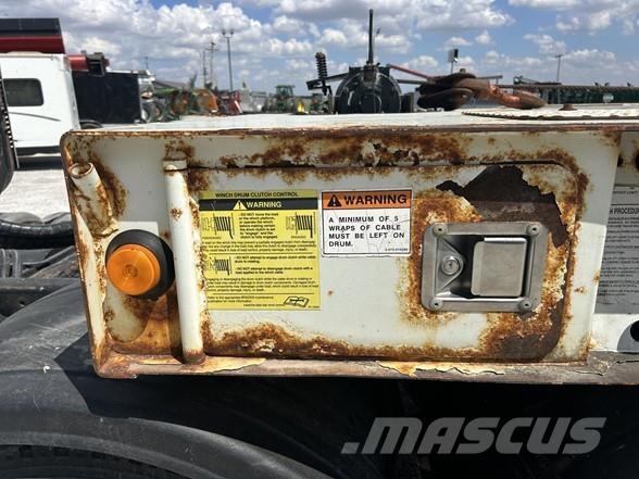 Landoll 825B Low loader-semi-trailers