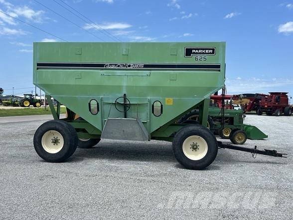 Parker 625 Grain / Silage Trailers
