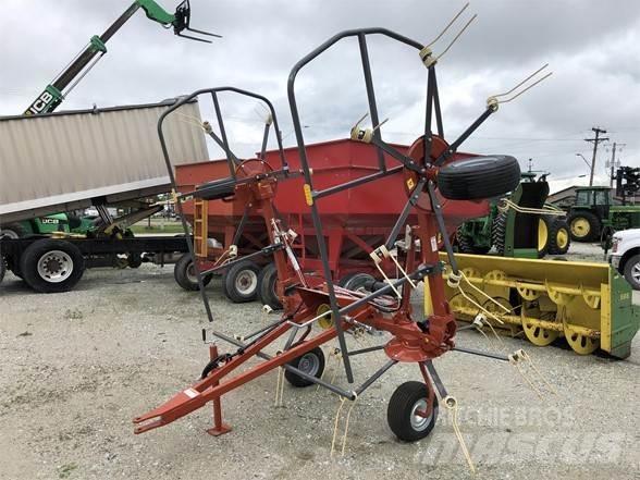 Rhino PT419H Rakes and tedders