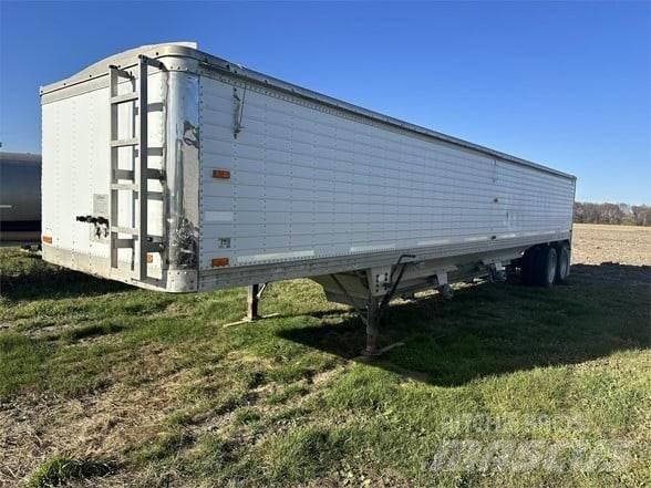 Timpte 40 Grain / Silage Trailers
