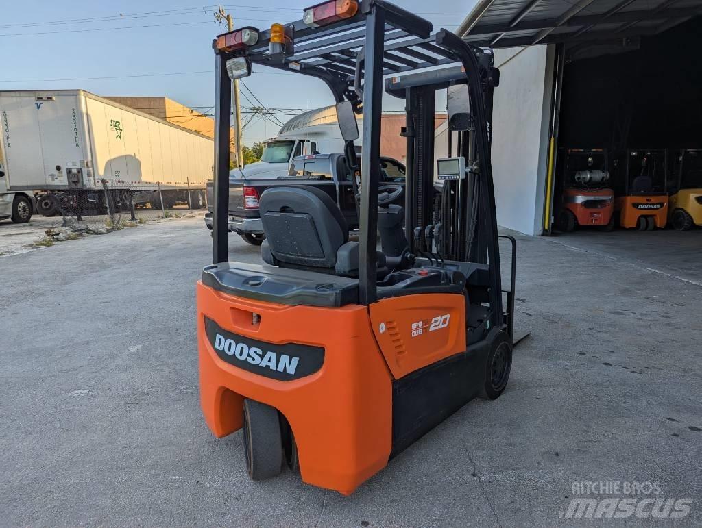 Doosan B 20 T-7 Electric forklift trucks