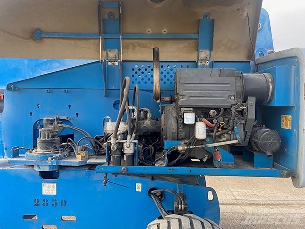 Genie S 65 Articulated boom lifts
