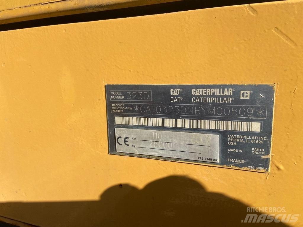 CAT 323 D Crawler excavators