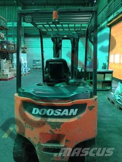 Doosan B 30 X-7 Electric forklift trucks