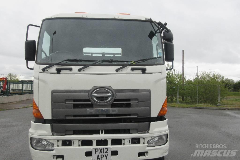 HINO 700 Skip bin truck