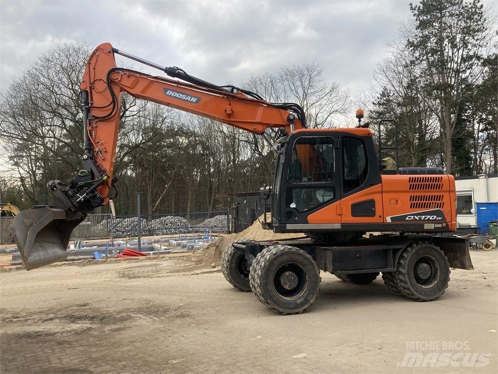 Doosan DX 170-5 W Wheeled excavators