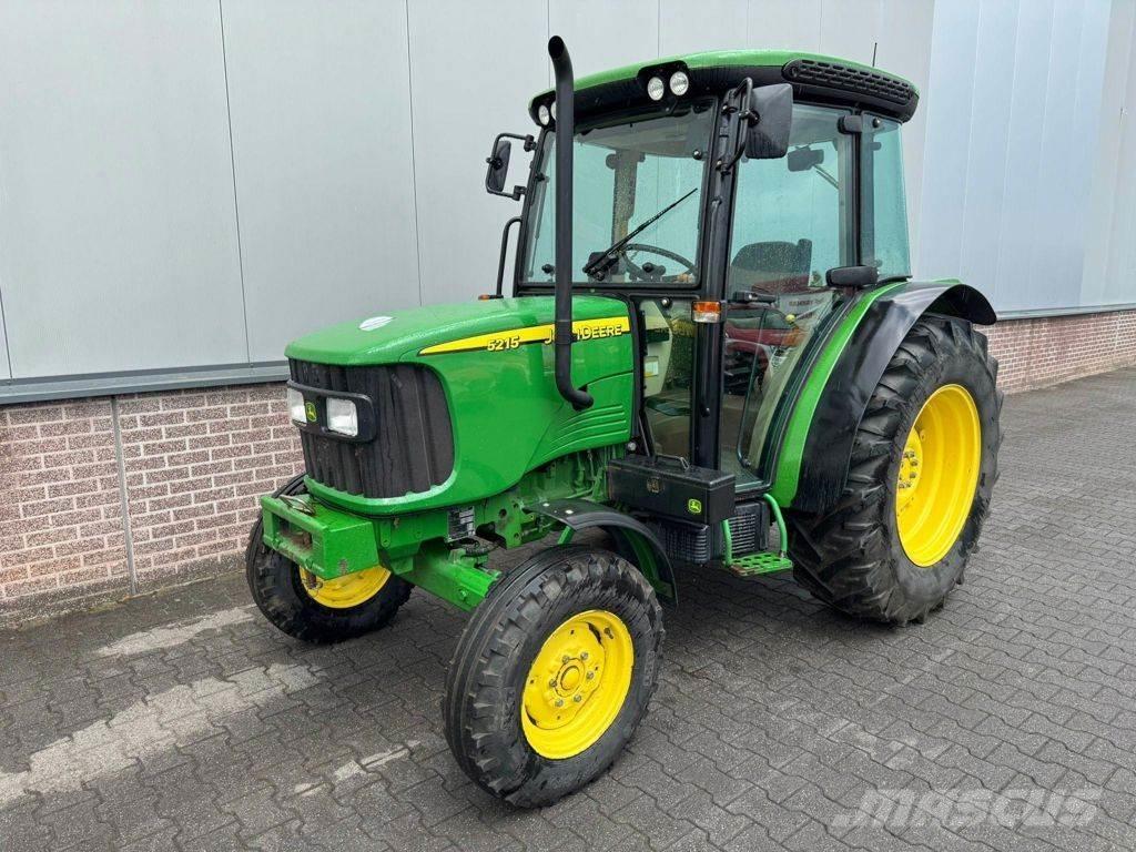 John Deere 5215 Cars