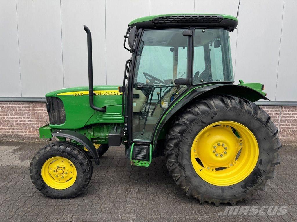 John Deere 5215 Cars