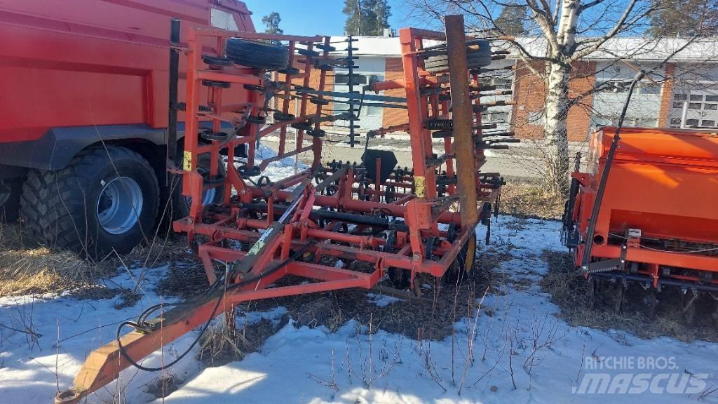 Skara 540 Harrows