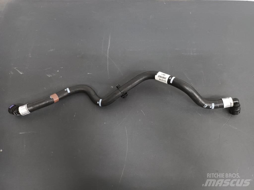 Volvo HOSE 22953852 Engines