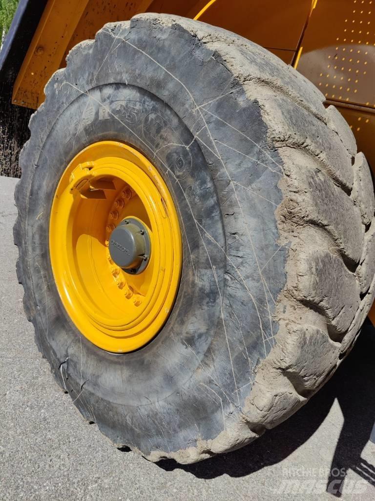Volvo L 180 E Wheel loaders