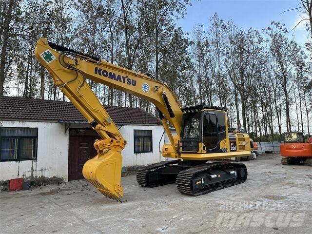 Komatsu PC 200-8 Crawler excavators