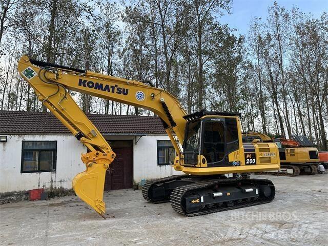 Komatsu PC 200-8 Crawler excavators
