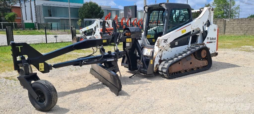 Bobcat T 590 HF Skid steer loaders