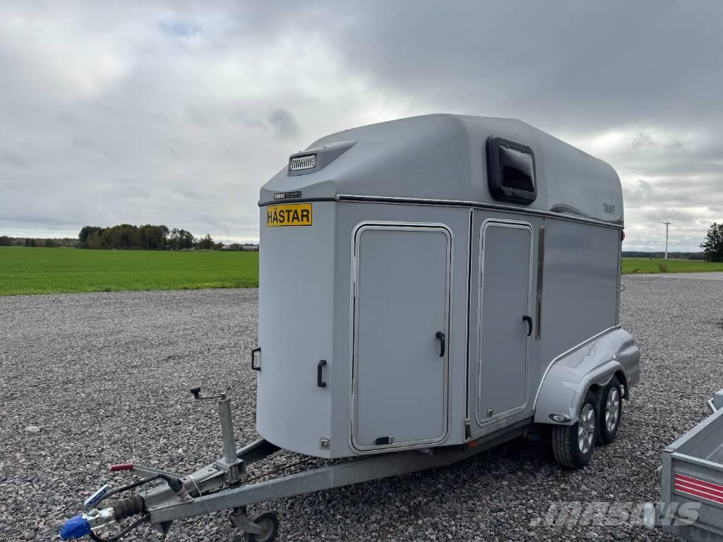 Thule Excellent 200 Livestock transport