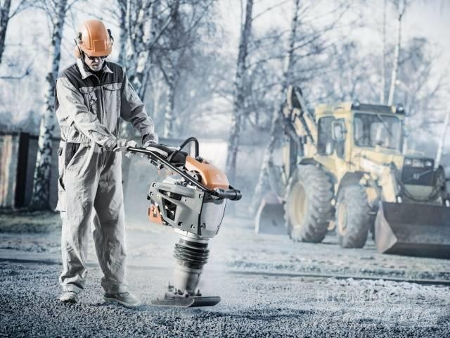 Husqvarna LT 6005 Tampers