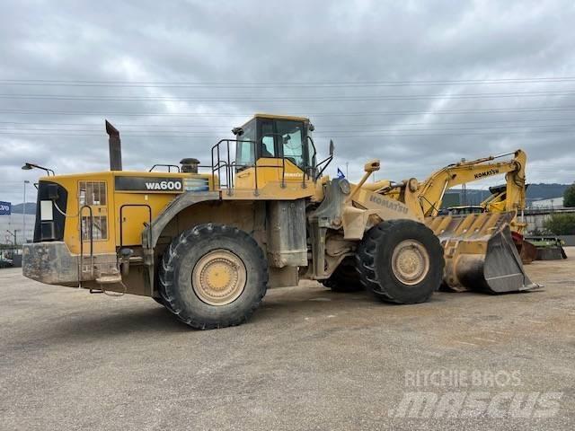 Komatsu WA 600-6 Wheel loaders
