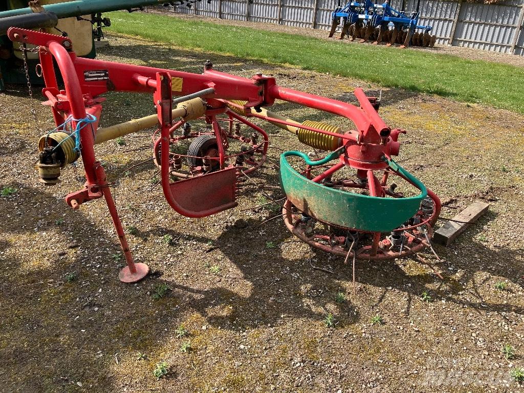 Kverneland 9360 Rakes and tedders