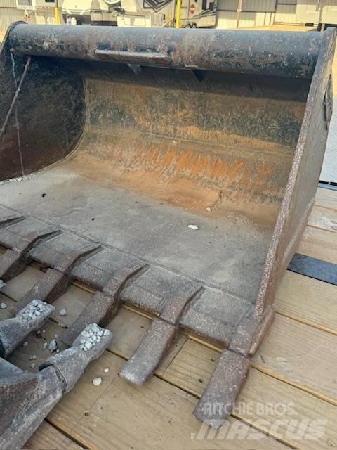 Wain-Roy 48" Bucket Other components