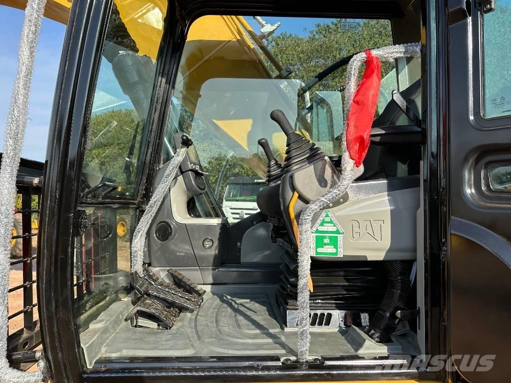 CAT 320 D L Crawler excavators