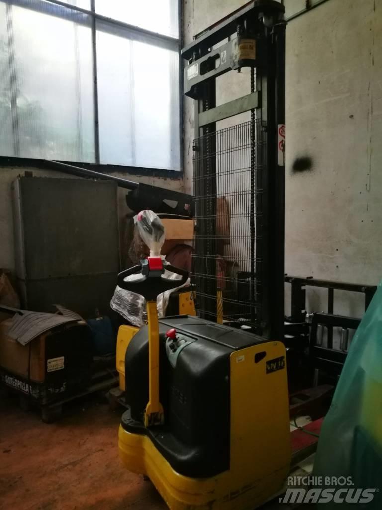 Hyster S 1.2 Electric forklift trucks