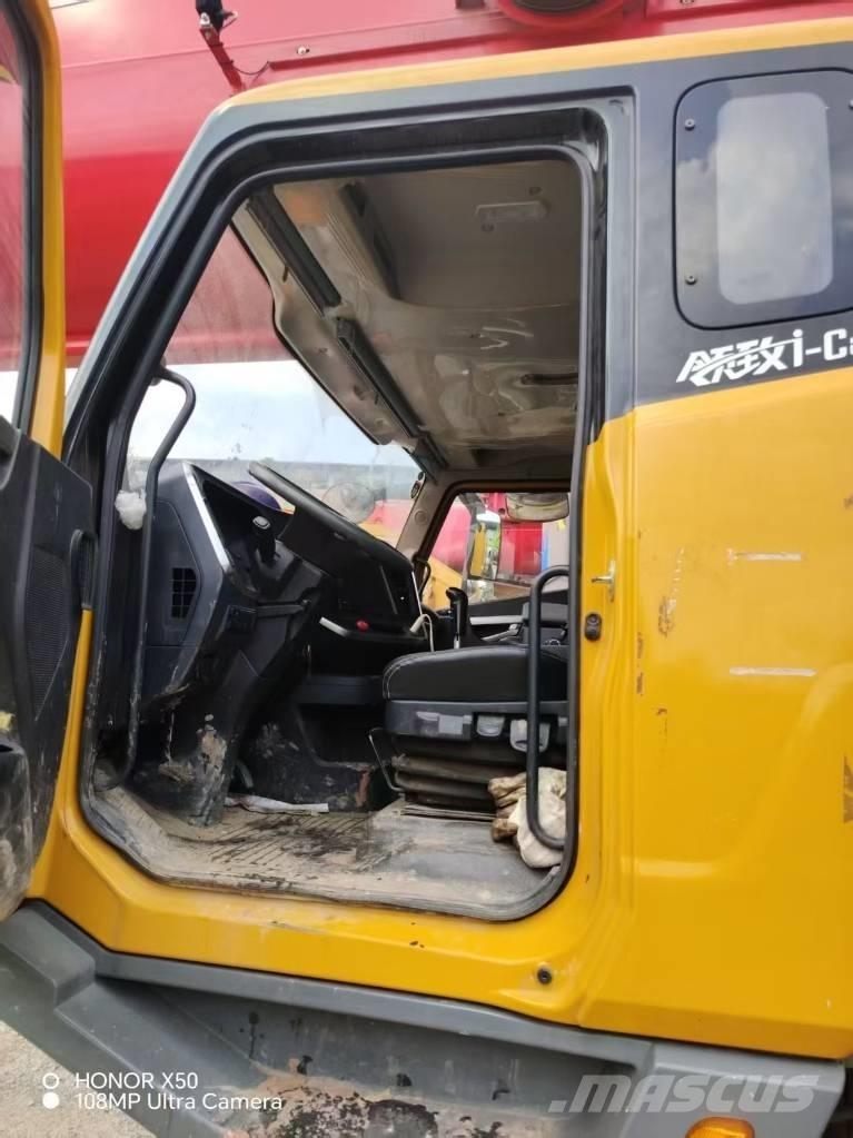 Sany SAC2000C8 All terrain cranes