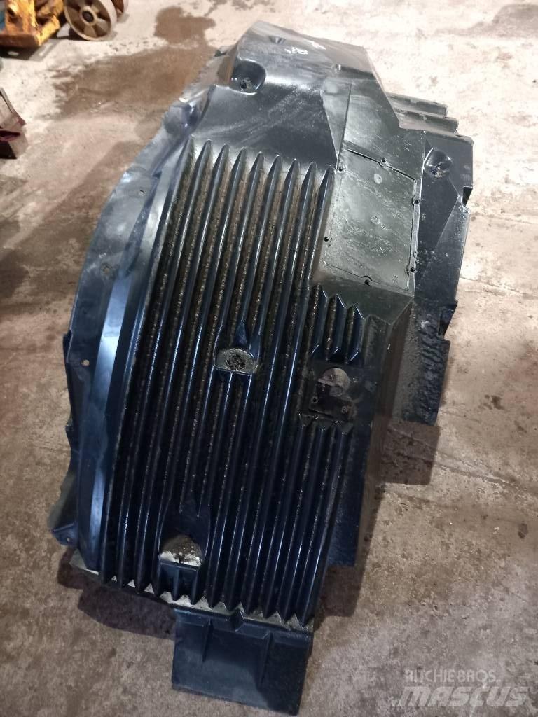MAN TGX 81612300108 Cabins and interior