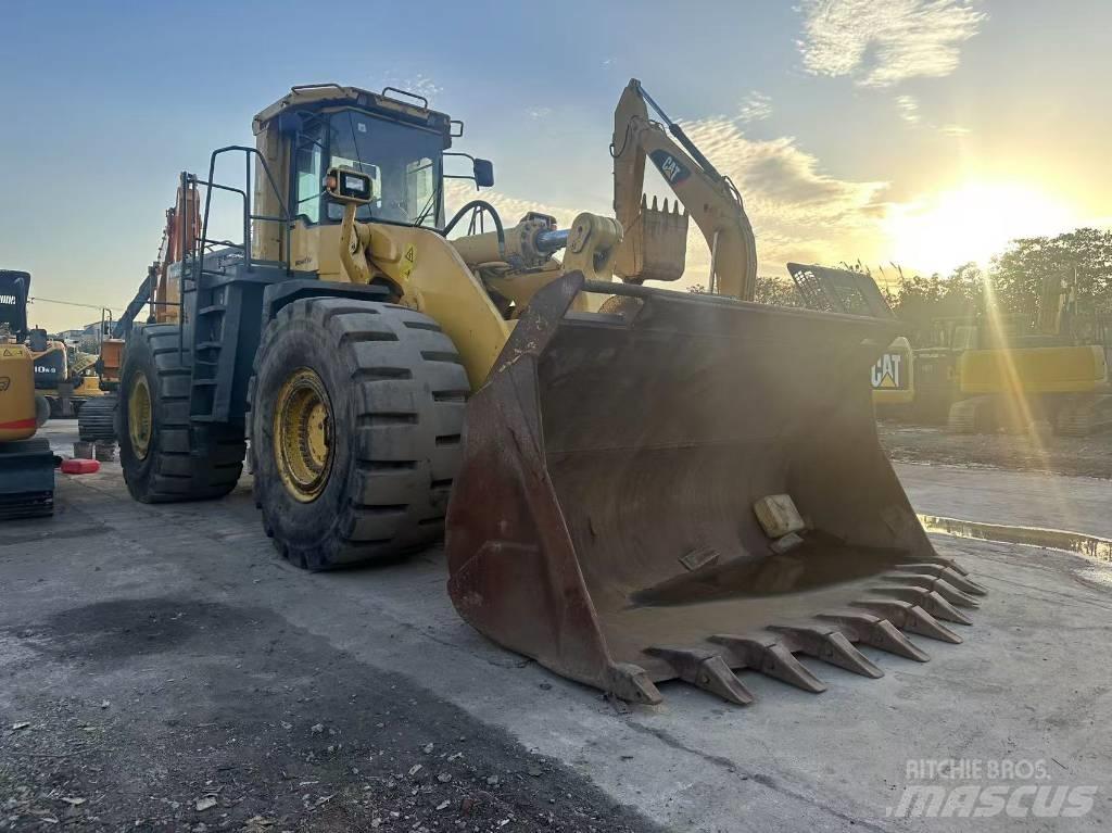 Komatsu WA 600 Wheel loaders