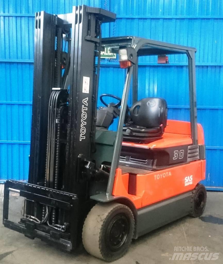 Toyota 7 FBMF 30 Electric forklift trucks